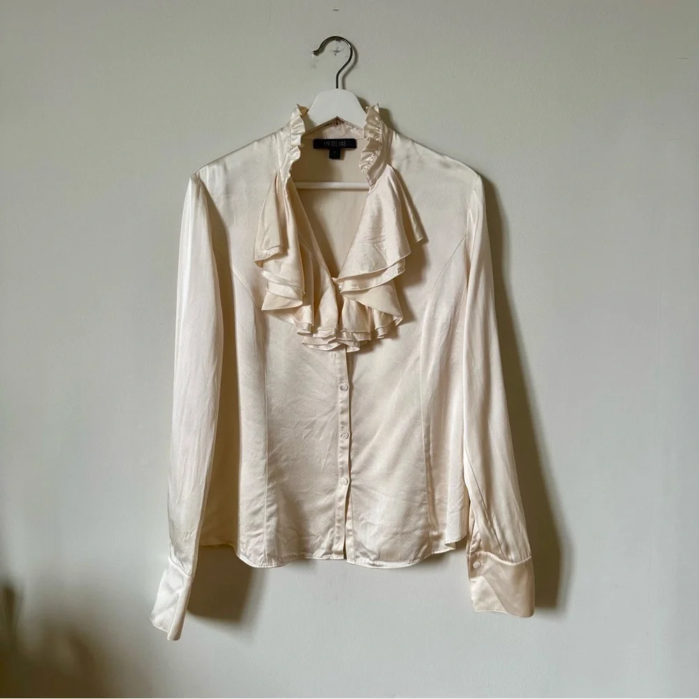 Lafayette 148 New York Silk Ruffle Blouse Cream Button Down Size 6 - Picture 2 of 9